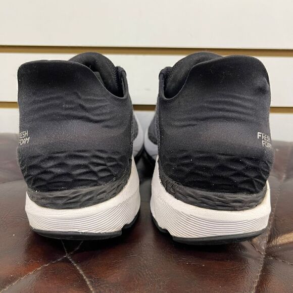 New Balance Fresh Foam 860v11 Women's Running Shoes Size 8 B Black - Picture 4 of 9